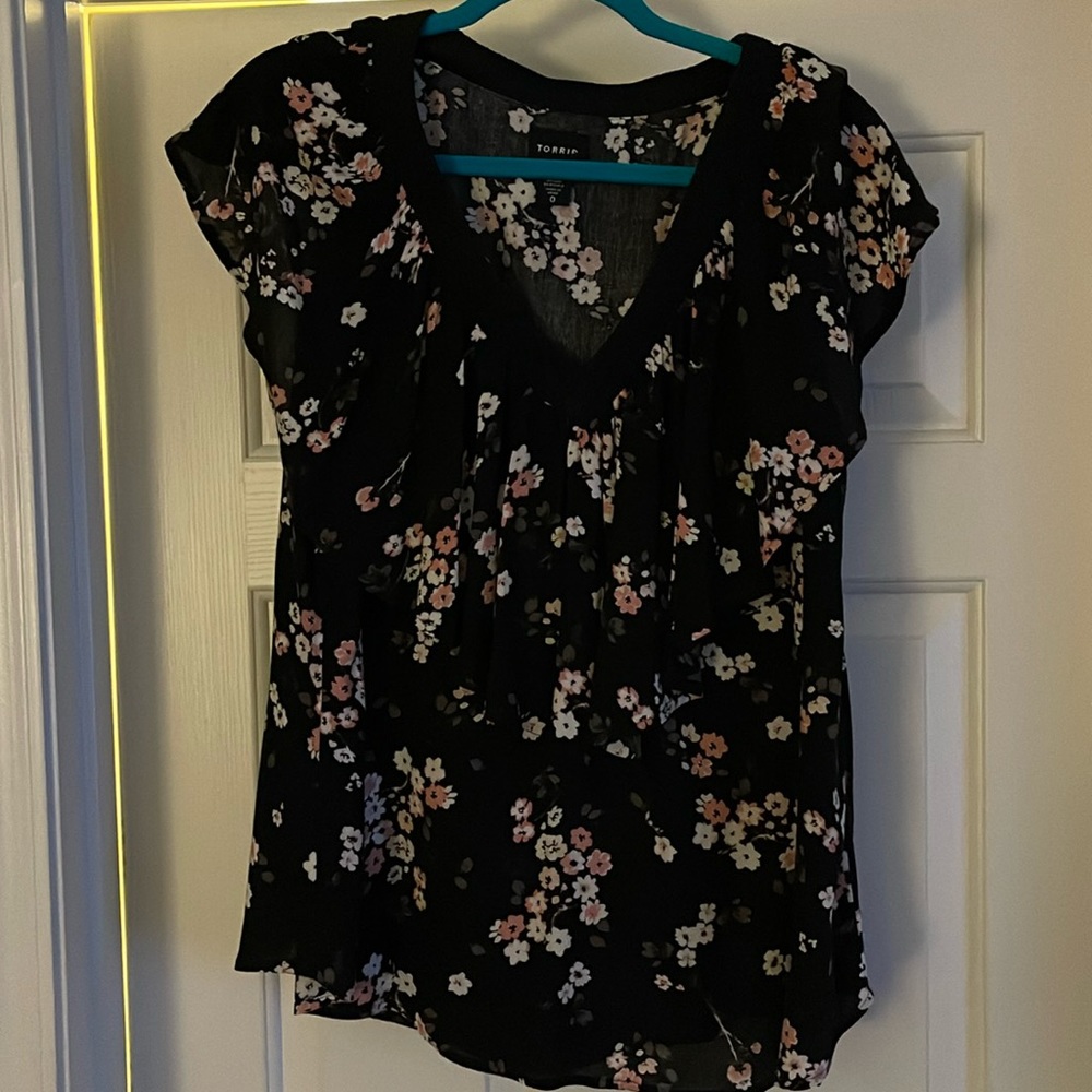 Sleeveless top